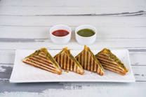 Aloo Matar Toast