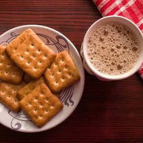 Medium Kulhad chai with salted biscuit