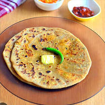 2-Gobhi Paratha with achaar