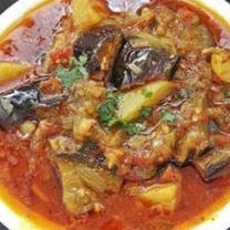 Aloo baigan ki Subji with 5 Tawa Roti