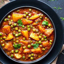 Aloo Mutter Gravy