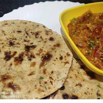 2 Gehun ki Roti (Chulhe wali)& baigan ka Chokha