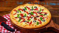 English Retreat Cheese Burst Pizza
