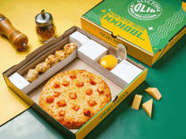 Cheesy Mania Peri Peri Paneer Pizza Box