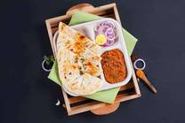 Chicken Kheema & Bread Kulcha Lunchbox