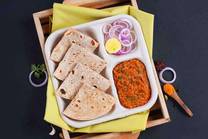 Chicken Kheema & Chapati Lunchbox