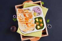 Palak Paneer Bread Kulcha Lunchbox