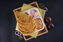 Gobi Paratha & Dal Makhani