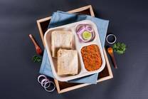 Chicken Kheema & Rumali Roti Lunchbox