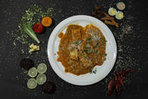 Egg Machhi Masala [4 Egg] + Egg Tomato Fry [2 Egg] + Limbu Mari Omlet [2 Egg] + 12 Butter Pav 