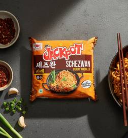 Schezwan Curry Noodles