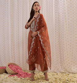 Embroidered Straight Kurta Trousers With Dupatta set (KH9RT6008) - XL
