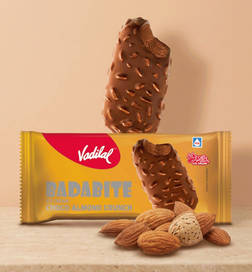 Almond Crunch Badabite Ice Cream Stick