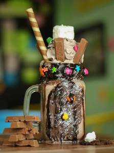Kitkat Chocolate Milkshake