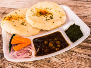 Special chole kulcha