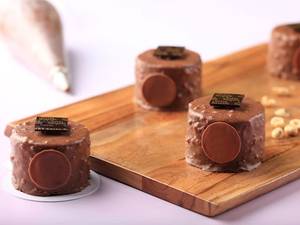 Hazelnut Praline Pastry