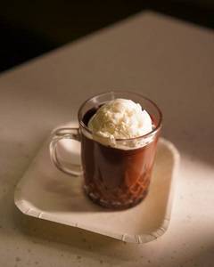 Hot Chocolate With Ice Cream