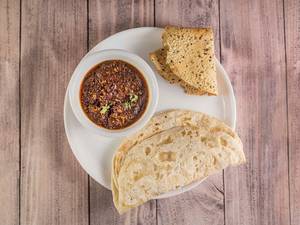 Combo-5(egg Tadka+2tandoori Roti+papad)