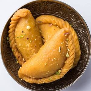 Kesar Gujiya