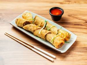Veg Schezwan Roll