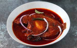 Shappu Curry Karimeen (pearl Spot)
