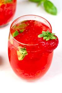 VERY BERRY STRAWBERRY