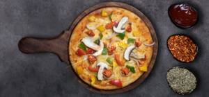 Cheesy Veg Hot & Spicy Pizza