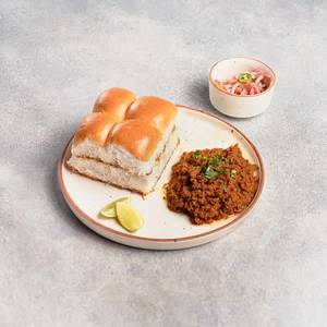 Chicken Keema  Pav