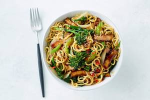 Chowmein With Paneer Chilli