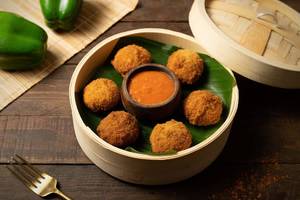 Veg Kurkure Momos [6 Pieces]