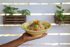 Som Tam Salad