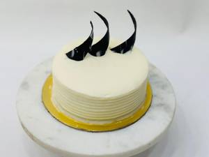 White Truffle Cake..