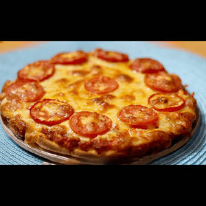 Cheese Tomato Pizza
