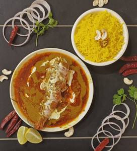 Basanti Pulao With Jumbo Prawn Malai Curry 