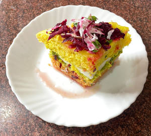 Paneer Dhokla (1 Pc)