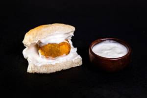Mayo Vada Pav