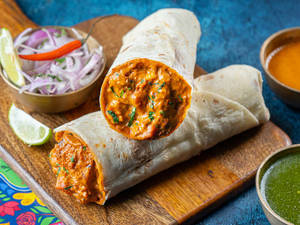 Butter Chaap Makhani Roll