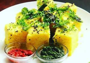 Dhokla [4 Pcs]