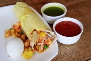 Single Egg Single Aloo Roll
