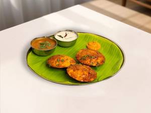 Ghee Podi Idli [3 Pieces]