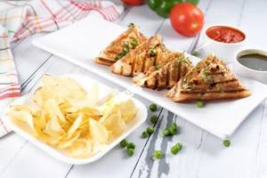 Aloo Mutter Grilled Sandwich