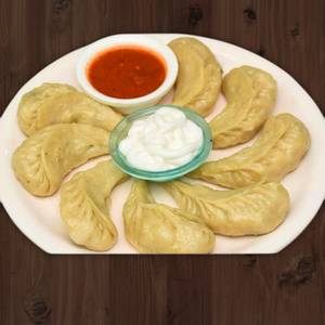Veg Steam Momo White Sauce