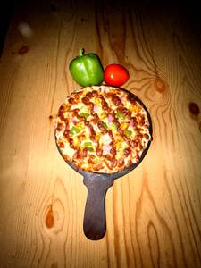 Kadhai Paneer Pizza 