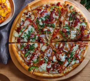 Medium Spicy Veggie Pizza