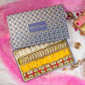 Kaju And Khoya Assorted Box
