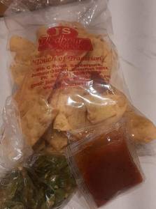 Fafra ( Chatni + Mirchi )
