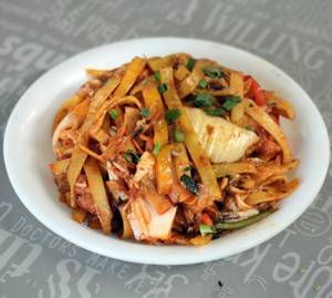 Chicken Hakka Noodles