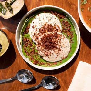 Ghee Karam Idli (2 Pcs)