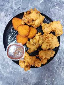 Mix Pakoda (8 Pcs)