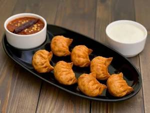 Veg fried momos